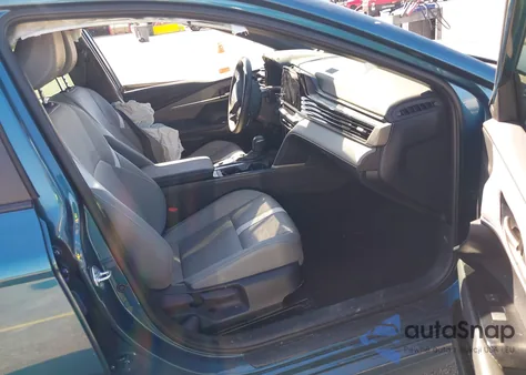 2025 Toyota Camry Se from USA, damaged, VIN 4T1DAACK0SU170402